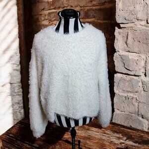 Super Soft and Sparkly Joie Crop Sweater - Size XL